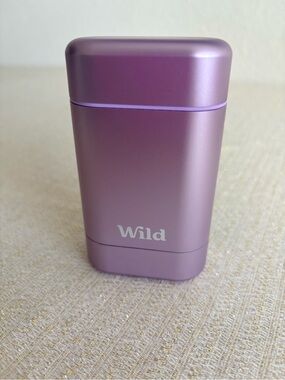 Wild‎ Refillable Deodorant Case Metallic Purple Aluminum Sustainable Applicator